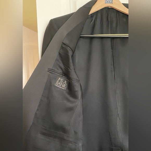 Jos. A. Bank Men’s Black Tuxedo Signature Collection - Picture 2 of 16